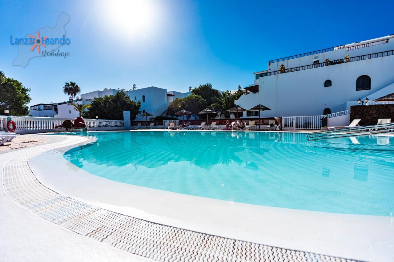 Vivienda Vacacional Rose Costa Teguise Bagian luar foto