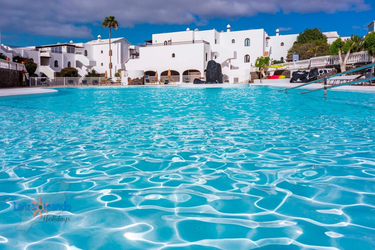 Vivienda Vacacional Rose Costa Teguise Bagian luar foto